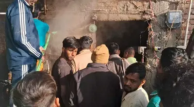 शॉर्ट सर्किट से दुकान में लगी आग, लाखों का सामान जलकर खाक