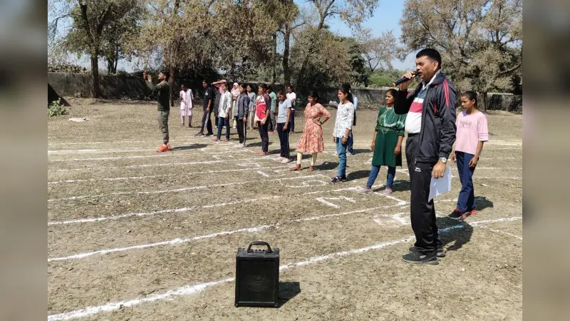 दौड़ में एक दूससे आगे निकलने की लगी होड़