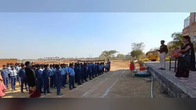 छात्र-छात्राओं को आग से बचाव की दी जानकारी