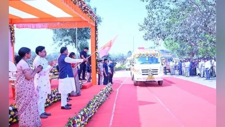 Bhubaneswar News: ओडिशा सरकार ने आपातकालीन स्वास्थ्य सेवाओं के लिए 250 एंबुलेंस जनता को समर्पित किया