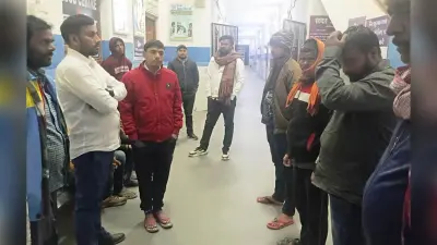 इटवा बाजार से सामान खरीदकर घर लौट रहे युवक को अज्ञात वाहन ने रौंदा, मौत