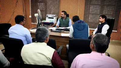 72 घंटे के अंदर सभी सोलर स्ट्रीट लाइटों को जलाना सुनिश्चित करें : अफसर