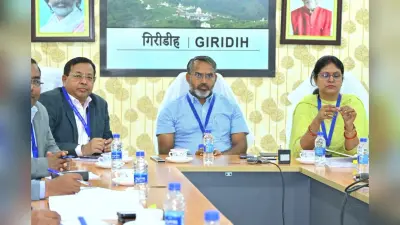 Giridih News :मतदान कर्मियों का दूसरा रेंडमाइजेशन संपन्न