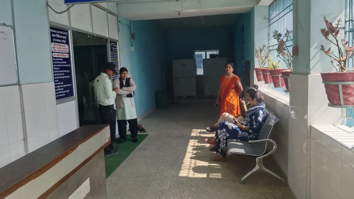 प्यार में पागल महिला बीडीओ ने हाथ का नस काटकर किया आत्महत्या का प्रयास, इलाजरत