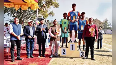 Chaibasa News : 100 मी दौड़ में भोलाराम, 200 मी में निखिल व 800 मी में भावेश अव्वल