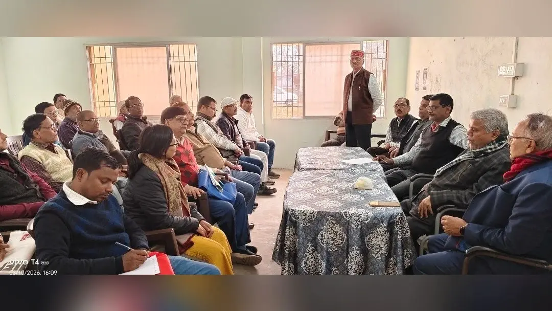 आरएल कॉलेज में पूर्ववर्ती छात्र संघ के अध्यक्ष प्रो घनश्याम यादव व सचिव बने सुधीर यादव
