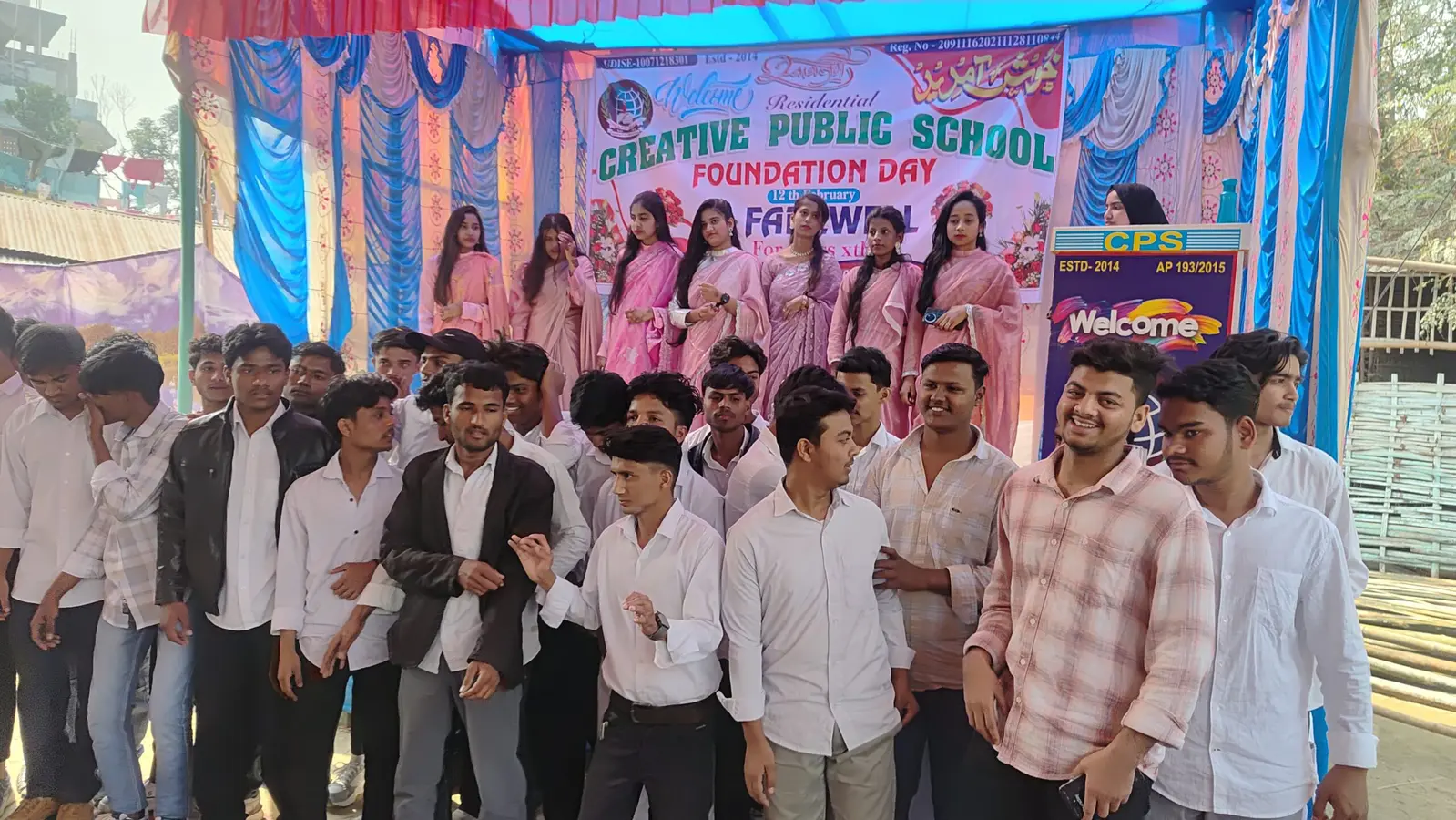 10वीं के छात्रों का बढ़ाया हौंसला