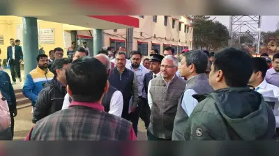हंसडीहा रेलवे स्टेशन का जीएम ने किया निरीक्षण