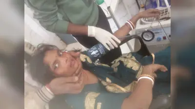 बोलेरो व बाइक की आमने-सामने की टक्कर में तीन जख्मी