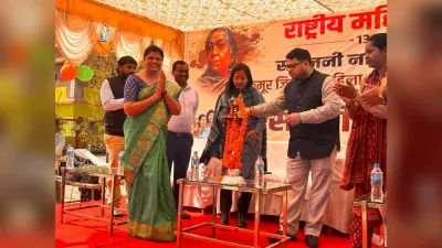 प्रतियोगिता छात्राओं में आत्मविश्वास जागने का सशक्त माध्यम : डीएम