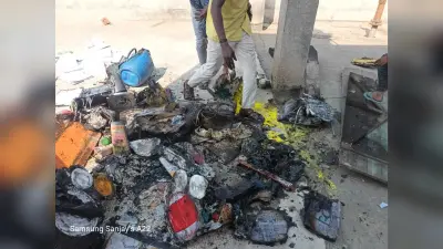 पूर्व नप उपाध्यक्ष मनोज यादव के घर में भीषण आग