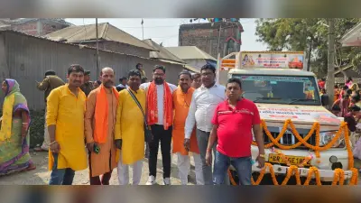 नर्मदेश्वर शिवलिंग स्थापना को निकाली शोभायात्रा