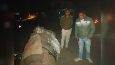 कोयला लदी बाइक के धक्के से बीएसएफ जवान घायल