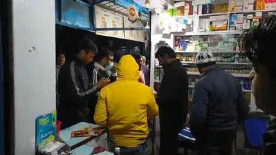 सदर अस्पताल में एसडीओ ने की कार्रवाई, दो महिला बिचौलिया गिरफ्तार