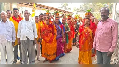 देवनाथपुर थेगुवा व चंदेली भर्रा शिव मंदिर से निकाली शोभायात्रा