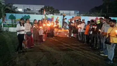 पुलवामा शहीदों को भाजयुमो कार्यकर्ताओं ने दी श्रद्धांजलि