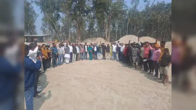 खेल मैदान व वृक्ष बचाने एकजुट हुए जनप्रतिनिधि, कार्य का विरोध