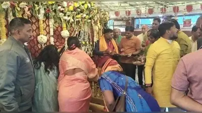 आम्रेश्वर धाम में उमड़े श्रद्धालु