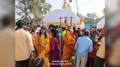 करौं : कर्णेश्वर धाम शिव मंदिर में भक्तों ने की पूजा-अर्चना