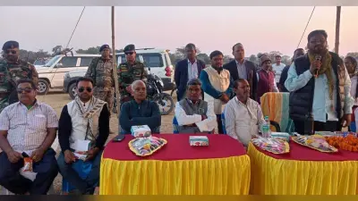 बाबू जगदेव प्रसाद की प्रतिमा का मंत्री ने किया अनावरण
