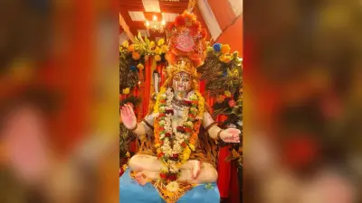 बसहा पर सवार हो भोलनाथ चले गौरा को ब्याहने