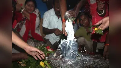 महाशिवरात्रि को लेकर आयोजित मेले में उमड़ रहा जनसैलाब