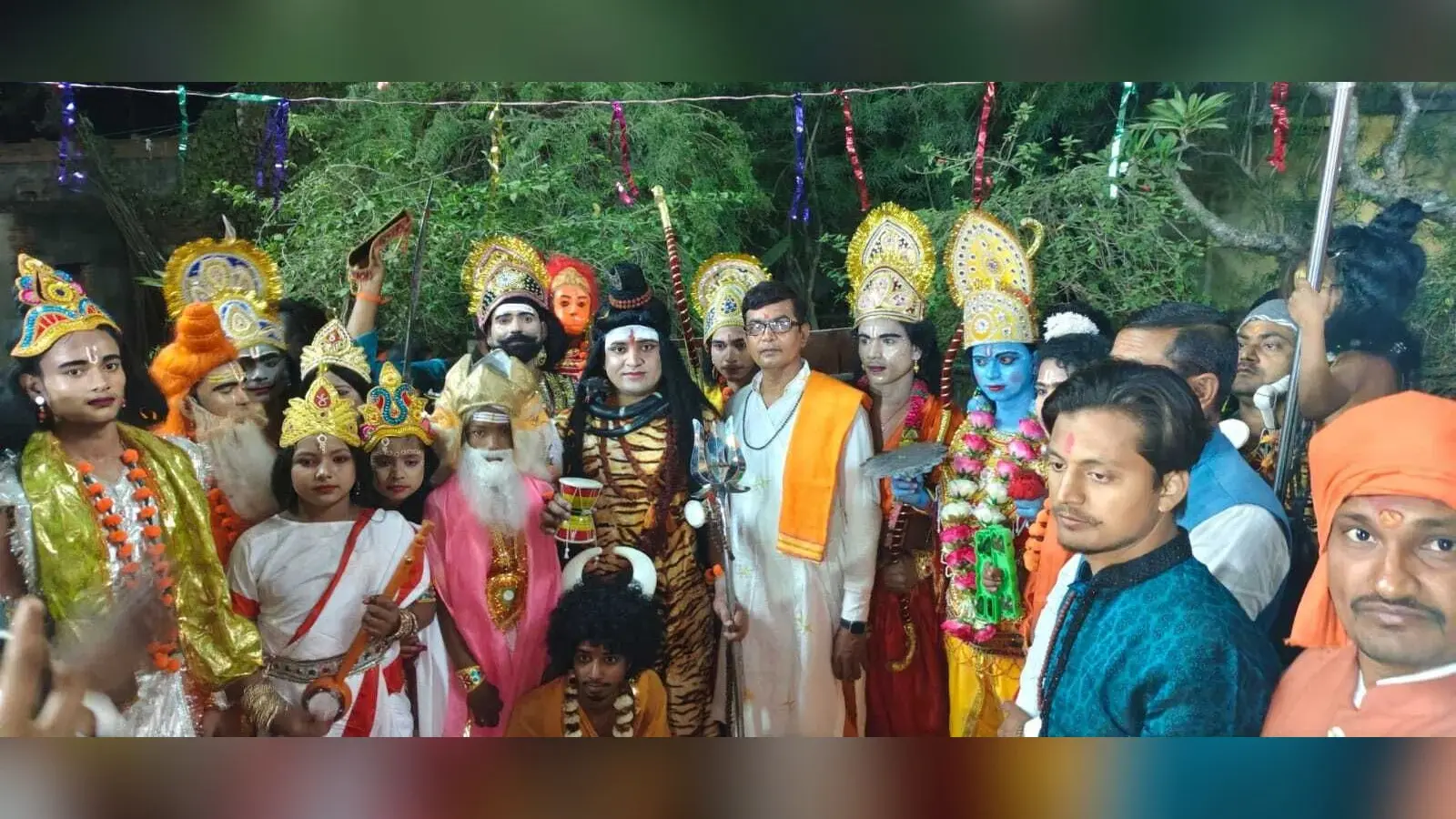 चकाई में देवता, ऋषि-मुनि, भूत-प्रेत व शिवगण बने बाराती