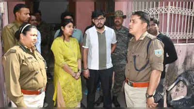 Bokaro News: एलआइसीकर्मी के बंद घर से 35 लाख के जेवरात व 60 हजार कैश की चोरी