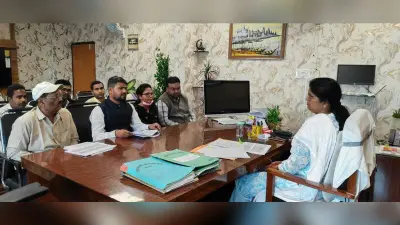 Giridh news :डीडीसी ने की आयुष विभाग के साथ बैठक, दिये कई निर्देश