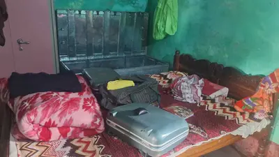 गोदरेज तोड़ नगदी, जेवरात सहित 10 लाख की संपत्ति पर चोरों ने किया हाथ साफ