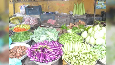 रसोई पर महंगाई का कब्जा : 1.5 किलो चिकेन = 1 केजी परबल