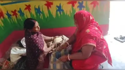 राशन वितरण में आंगनबाड़ी सेविका व सहायिका में अनबन