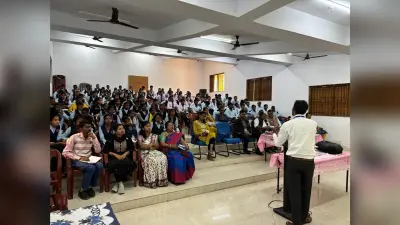 Chaibasa News : सजग निवेशक को अपने अधिकार के प्रति जागरूक रहना जरूरी : गुंजन