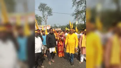 कलश व शोभायात्रा के साथ शुरू हुआ सांई महोत्सव