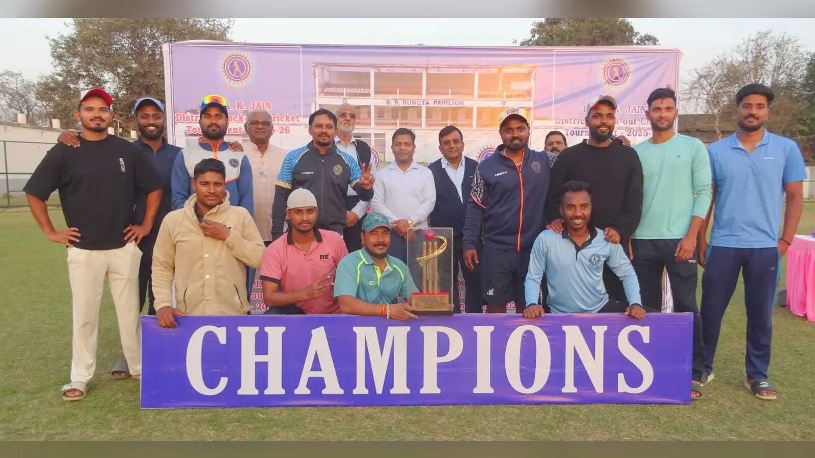 Chaibasa News : सेरसा को हरा एमसीसी चैंपियन