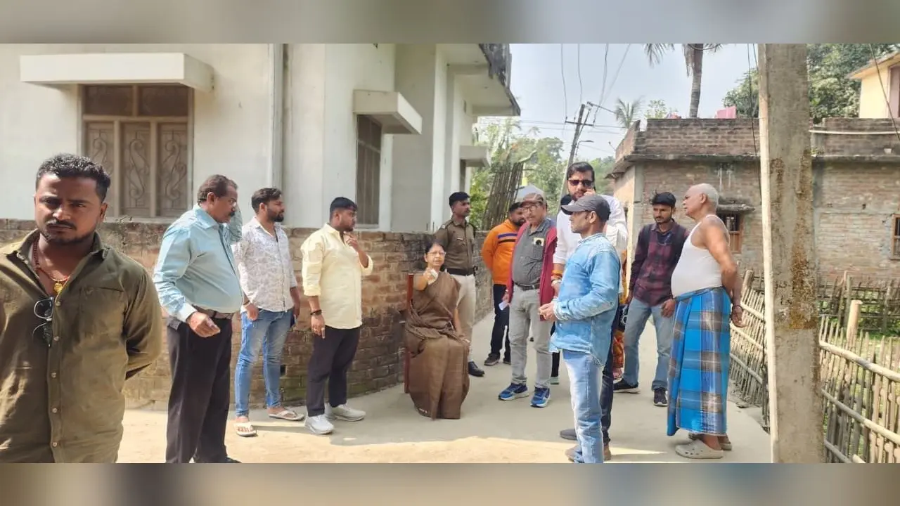 वार्ड में नियमित कचरा उठाव नहीं, शिकायत पर भड़कीं मेयर