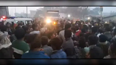 बच्चा चोर समझ महिला की जमकर कर दी पिटाई