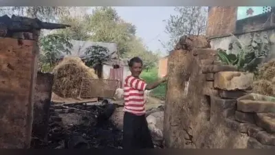 शॉर्ट सर्किट से बंद घर में लगी आग, जलकर राख