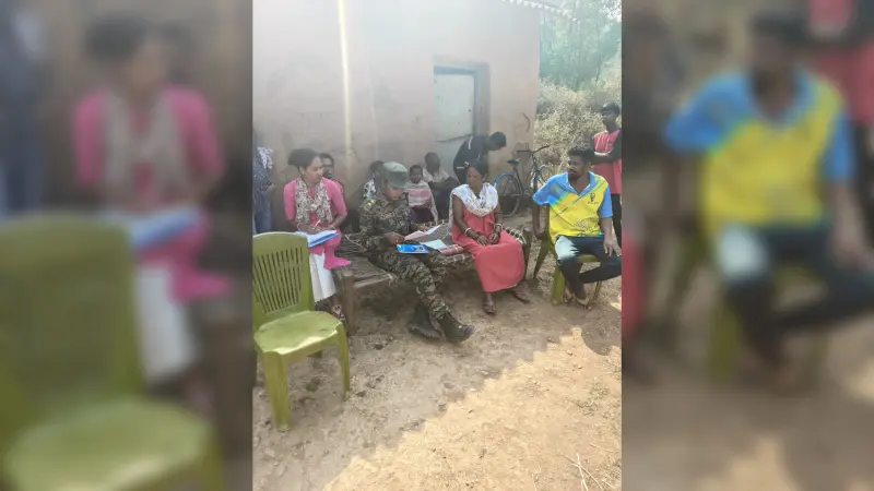 Chaibasa News : केरल में स्टार फुटबॉलर बना राजा ब्लास्टर एफसी के लिए खेल रहा