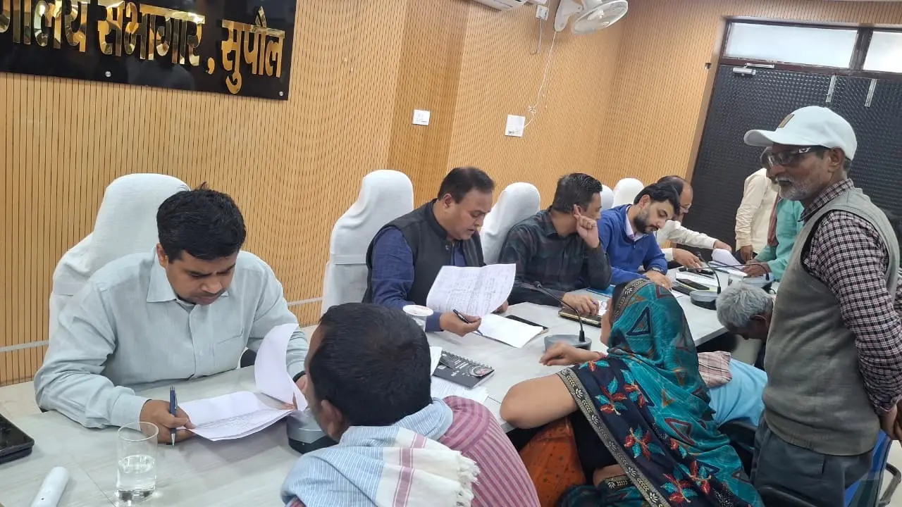 जिला जनता दरबार में 58 मामलों की सुनवाई, जिलाधिकारी ने दिए त्वरित निष्पादन के निर्देश