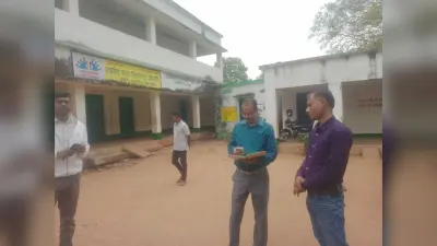 242 में सिर्फ 20 छात्र उपस्थित, डीएसइ नाराज