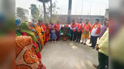 पीसीसी सड़क का विधान पार्षद ने किया उद्घाटन