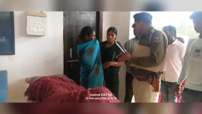 सड़क किनारे लेटा बीमार व्यक्ति को कार ने कुचला, मौत
