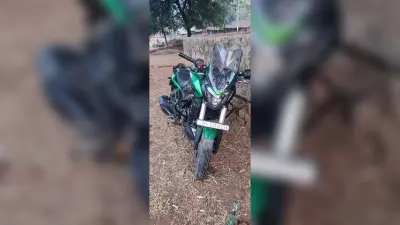 बिजली पोल से बाइक टकरायी, एक की मौत