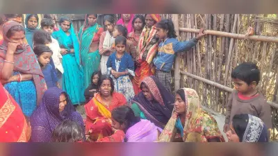 मैट्रिक परीक्षा देकर घर लौट रही छात्रा की बस से गिरकर मौत