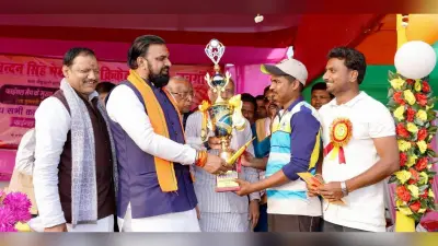 शिवनंदन सिंह मेमोरियल क्रिकेट टूर्नामेंट का चैंपियन बना शाहकुंड
