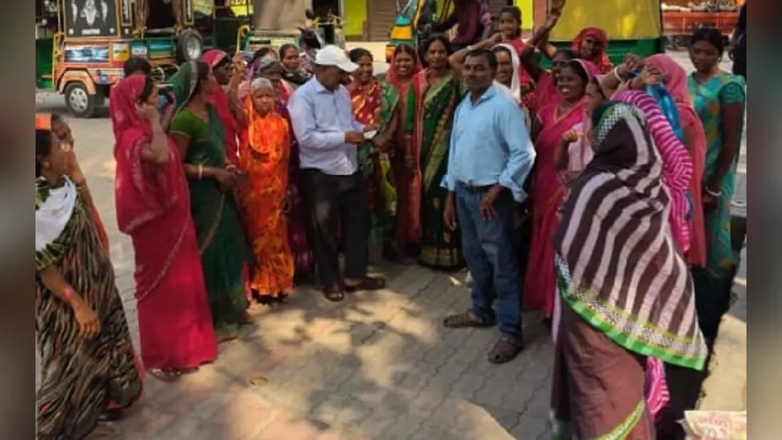 Bokaro News: रसोइया-संयोजिका के हक की लड़ाई में माले साथ : सचिव
