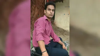 Dhanbad News: तारापीठ जा रही कार दुमका में दुर्घटनाग्रस्त, धनबाद के युवक की मौत