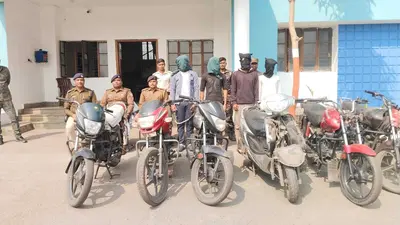 Dhanbad News: बाइक चोर गैंग का भंडाफोड़, चार गिरफ्तार, छह मोटरसाइकिल बरामद
