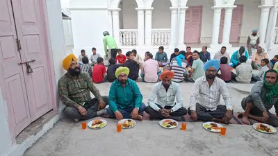 उचला गुरुद्वारा में इफ्तार पार्टी का आयोजन